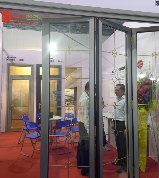 CỬA LÙA XẾP 4 CÁNH